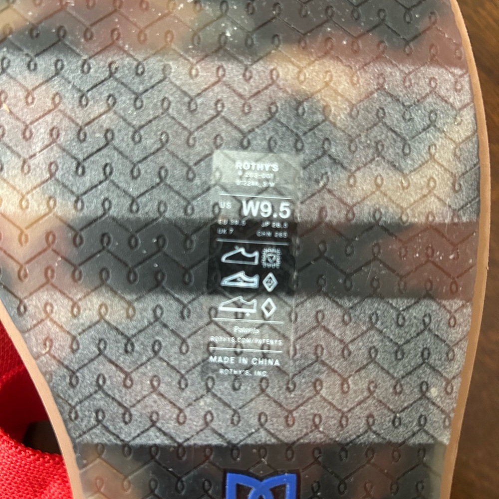 Rothy’s Stylish Red Platform Sandals - Picture 10 of 10